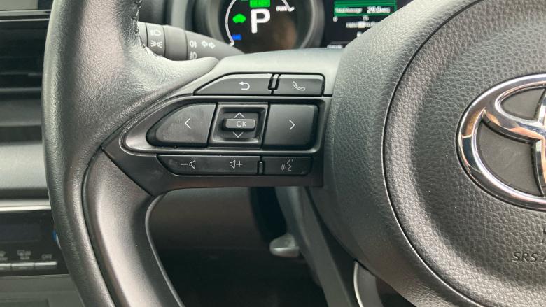 Toyota Yaris 1.5 Hybrid Design 5dr CVT Hybrid Hatchback